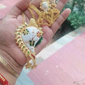 Shankh Tie Chain