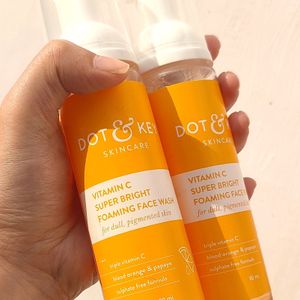 Vitamin C Super Bright Foaming Face Wash