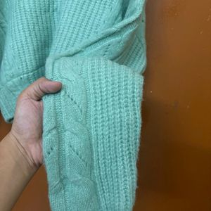 Korean Cosy Winter Cropped Sweater