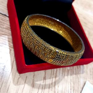 Gold Platted Bangle