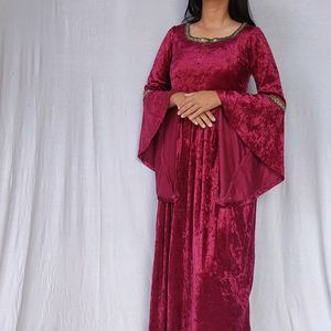 Velvet Gown Flared Sleeve 🤩