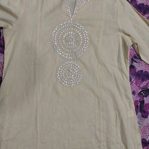 New Soft Yellow Kurti Unuesd