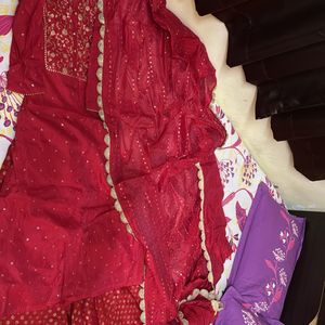 Beautiful Partywear Kurta Set