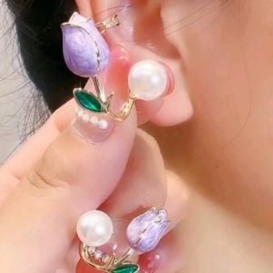 Korean New Earrings Set Of 2.