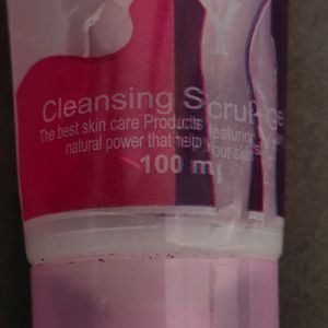 Cleansing Scrub Gel
