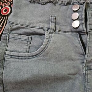 New Denim Hot Pants 🩳 For Women. Grey In Colour