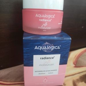 Aqualogica Moisturizer 🍉 & Niacinamide