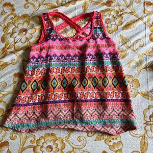Top for girls, like new (10-12 yrs)