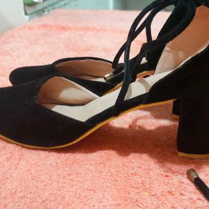 Velvet Solid Pumps/Heels