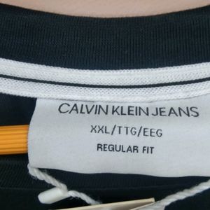 Brand New Calvin Klein Drop Shoulders T-shirts