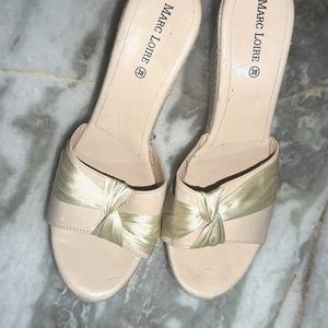 Marc Lorie Knot Wedges