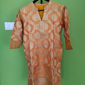 Benarasi Cotton Kurti/New With Tag