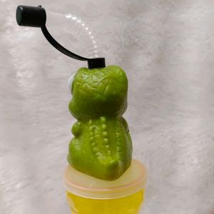 Crocodile Manager Sipper Bottle