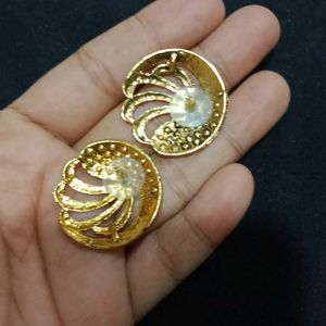 Round earings