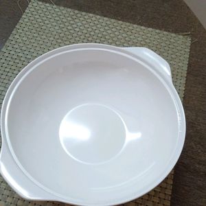 BIG BOWL WITH LID AND SERVING SPOON