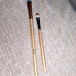 Makeup Brush