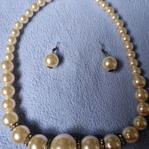 Pearl Necklace