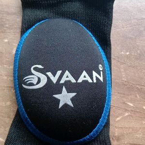 Svaan Padded Elbow Support