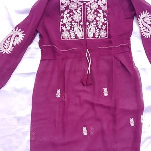 Lucknowi Chikankari Tunic