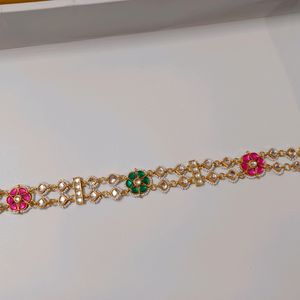 Multicolored Kundan Mathapatti