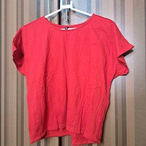 Comfortable Red Top With Front Ties