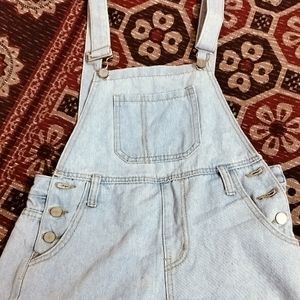 A Short Denim Dungri