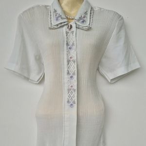 Vintage Floral Embroidered Shirt