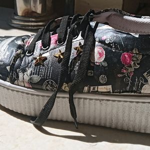 Girls Shoes