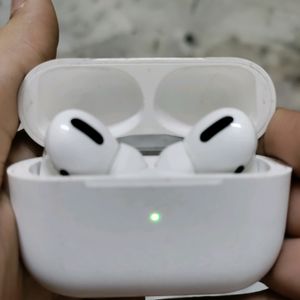 Selling Original Airpods Pro