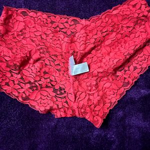 Red Lacy Hipster