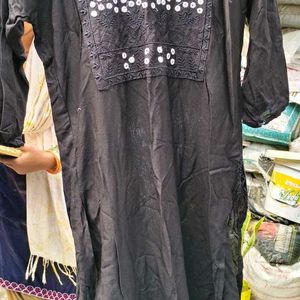 Black Kurti