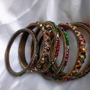 Stones Bangle Set