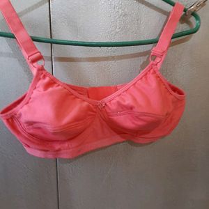 Pink Bras Set of two - Size 32