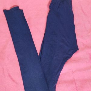 Navy blue leggings