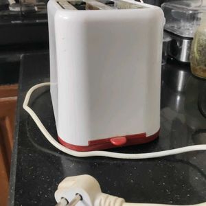 Selling Koryo Brand Toaster