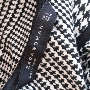 ZARA Houndstooth Asymmetrical blouse