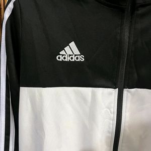 ADIDAS JUVENTUS BLACK AND WHITE TRAINING JACKET