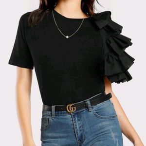 RUFFLE LAYER BLACK TOP