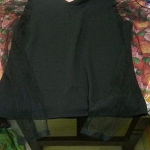 A Tunic Top With Puffed Full Sleeves