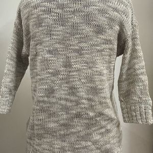 Wollen V-neck Sweater