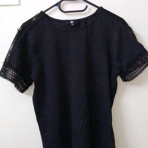 Black Plain T-shirt For Casual And Daily Use Wear