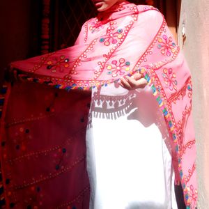 Fulkari dupatta