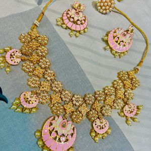 Gold Plated Kundan Studded Choker Jewellery Set