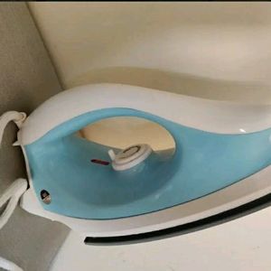 Surya Thermostatic Electric Iron with Aluminium Alloy