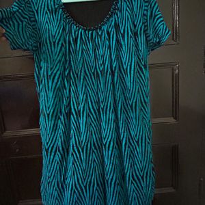 Green Kurti with black Zigzag Pattern