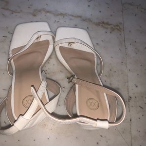 RSVP NYKAA WHITE HEELS