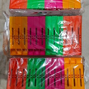 Combo 24Pcs Cloth Clip And 20pcs 10*12 Courier Bag