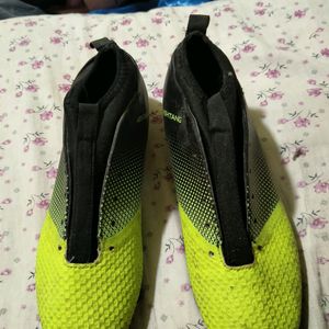 Nivia Green Football Shoes For Men & Women