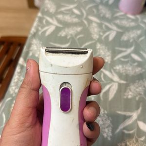 Philips SatinShave EssentialWet and Dry electric