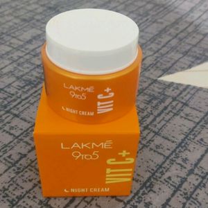 Lakme 9 To 5 Night Cream